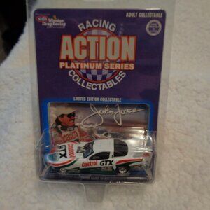 John FORCE 1/64 1996 Castrol GTX Pontiac Firebird FUNNY Car Action DIE CAST